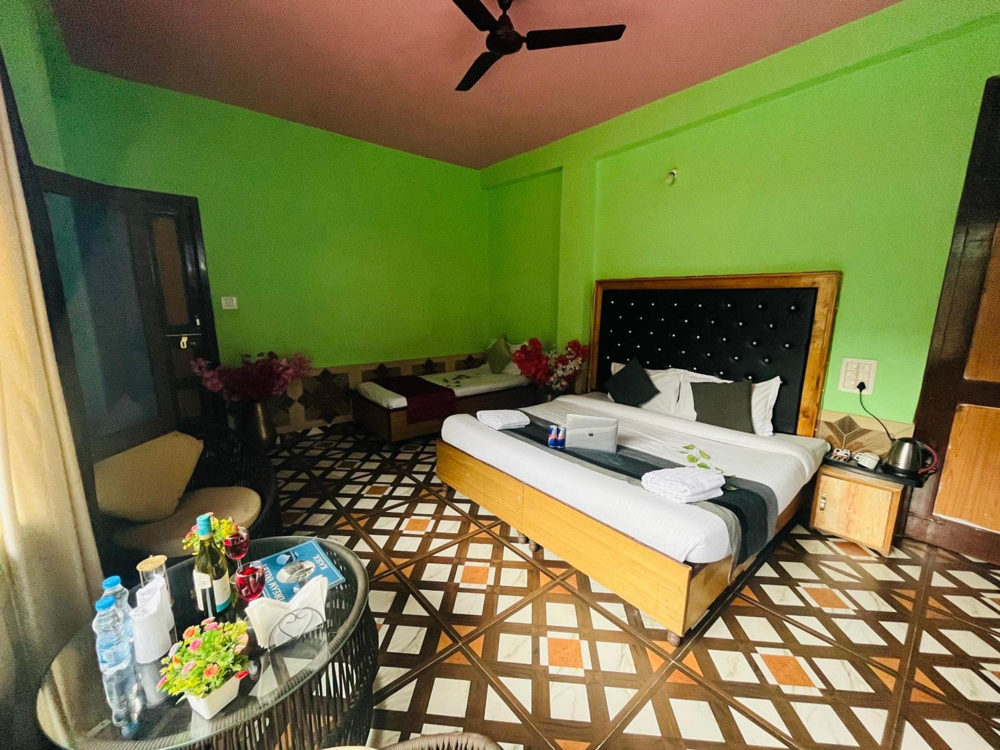 Classic Afeem By Dream Valley Banikhet Exterior foto